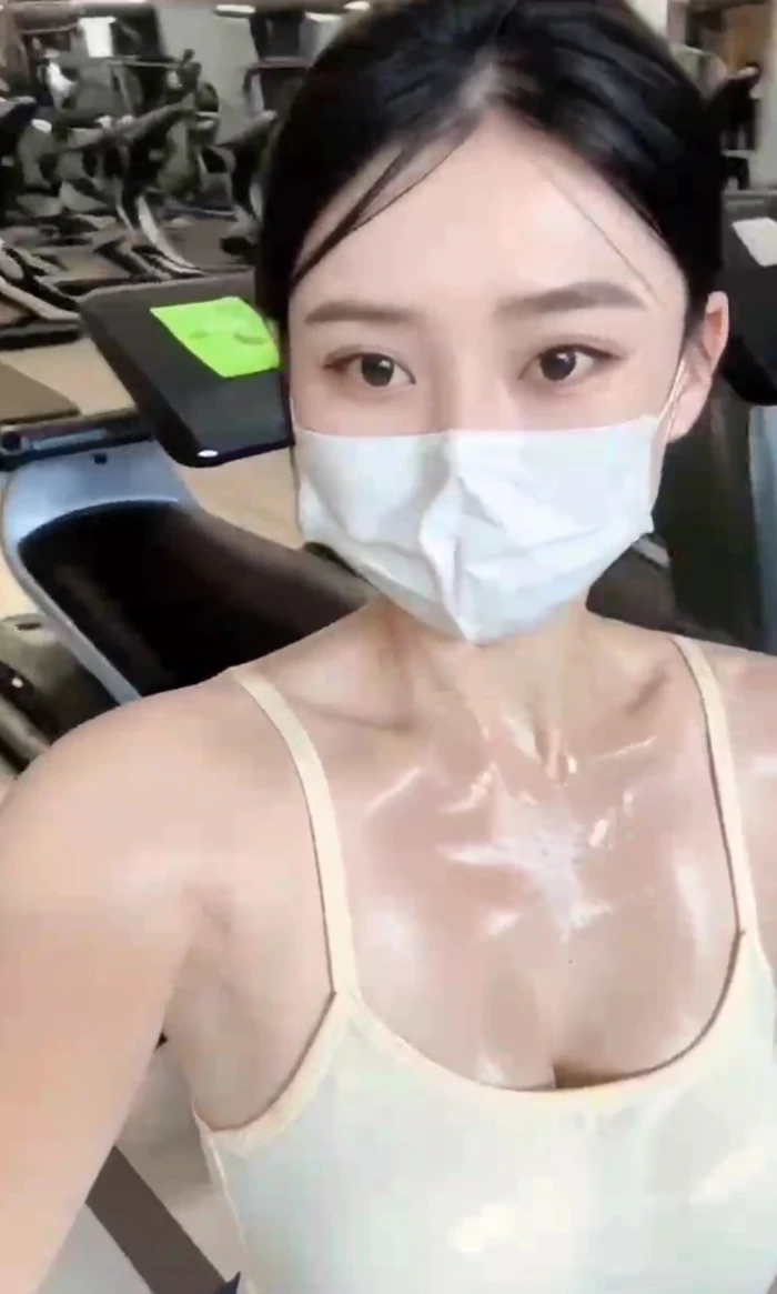 图片[2]-AI口罩美女健身写真教学，不用MJ，不用哩布，不用任何会员，纯屌丝玩法-副业网